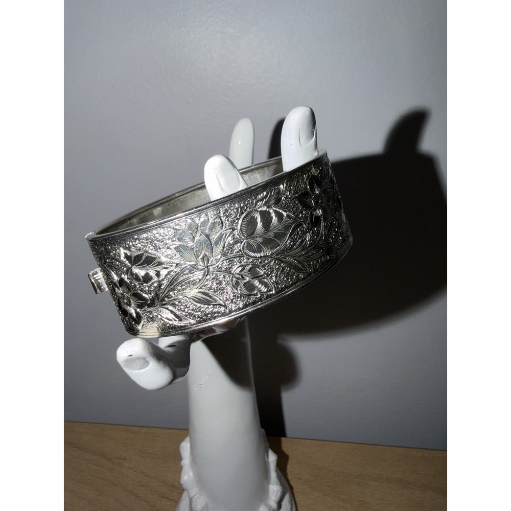Vintage Silver Tone Wide Hinged Cuff Bracelet Sunburst Floral Design